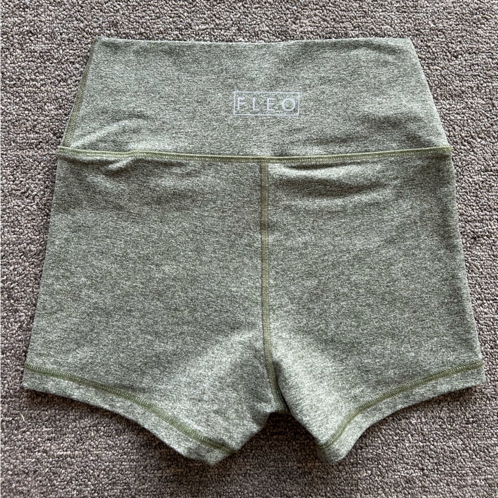Fleo Green High Waisted shorts